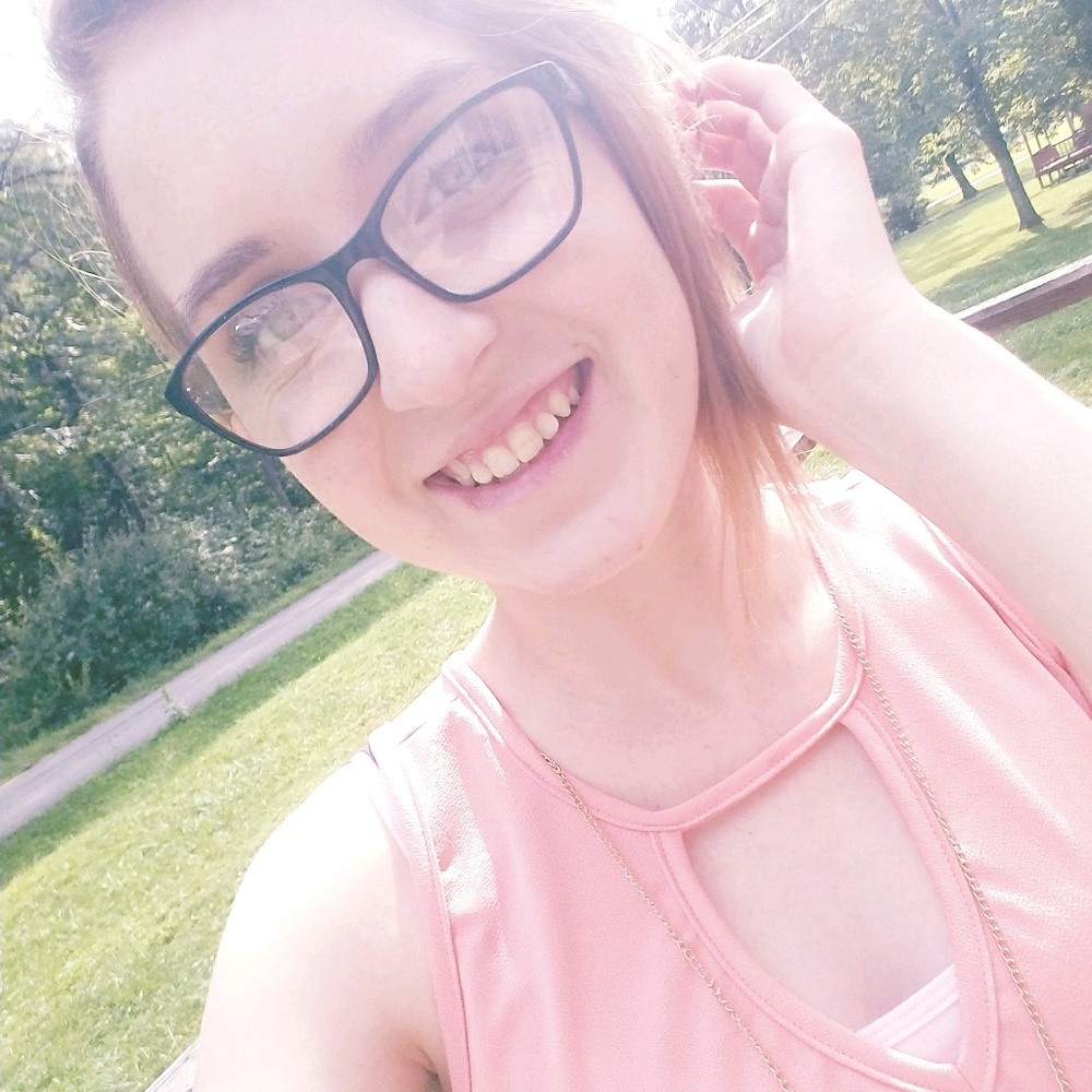 Meet your Posher, Brittany